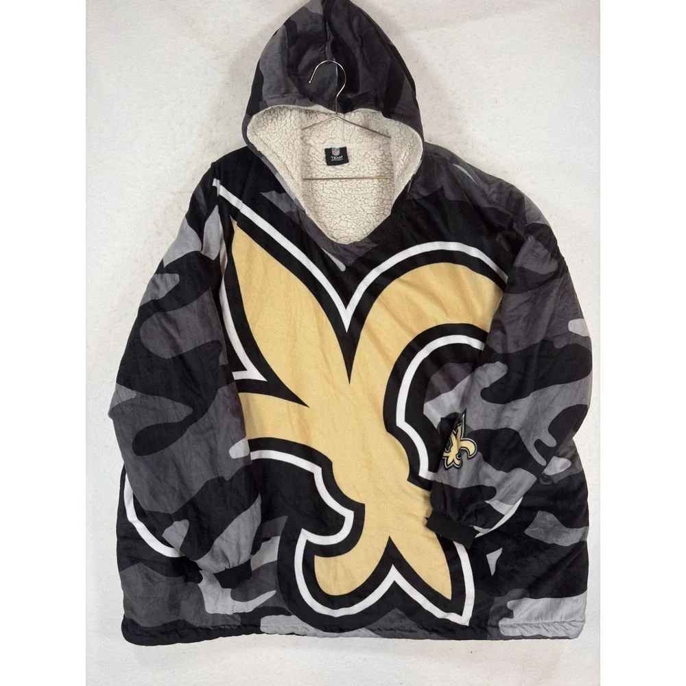 NFL New Orleans Saints Oversized Hooded Blanket Sweatshirt Grey Camo Sherpa